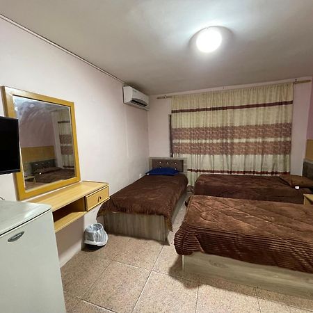 Отель فندق شاطى القمر-Moon Beach Акаба Экстерьер фото